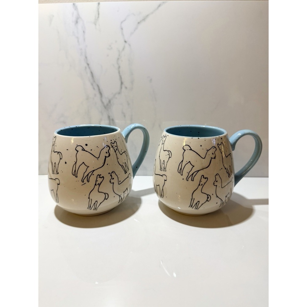 2 MERITAGE Speckled Llama Alpca Coffee Tea Mug Cup  Blue Interior Hidden Llama